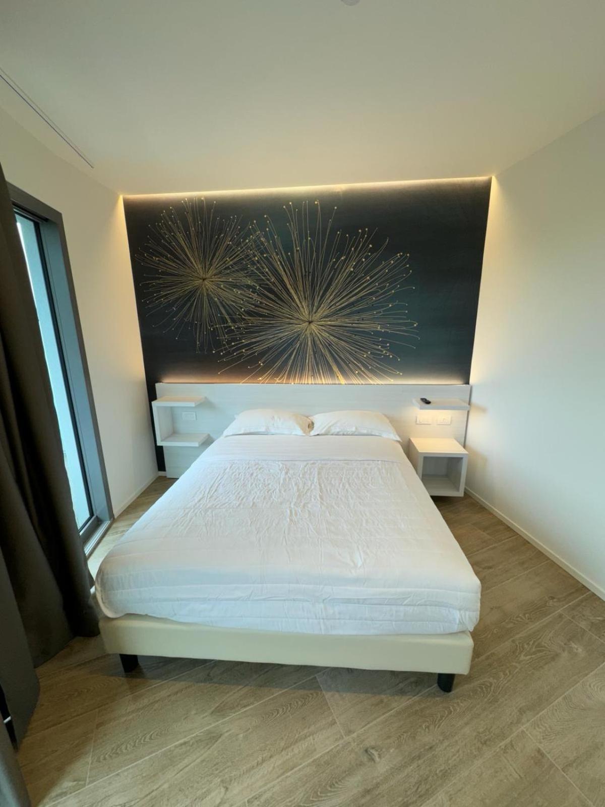Hotel Franz Бибионе Екстериор снимка