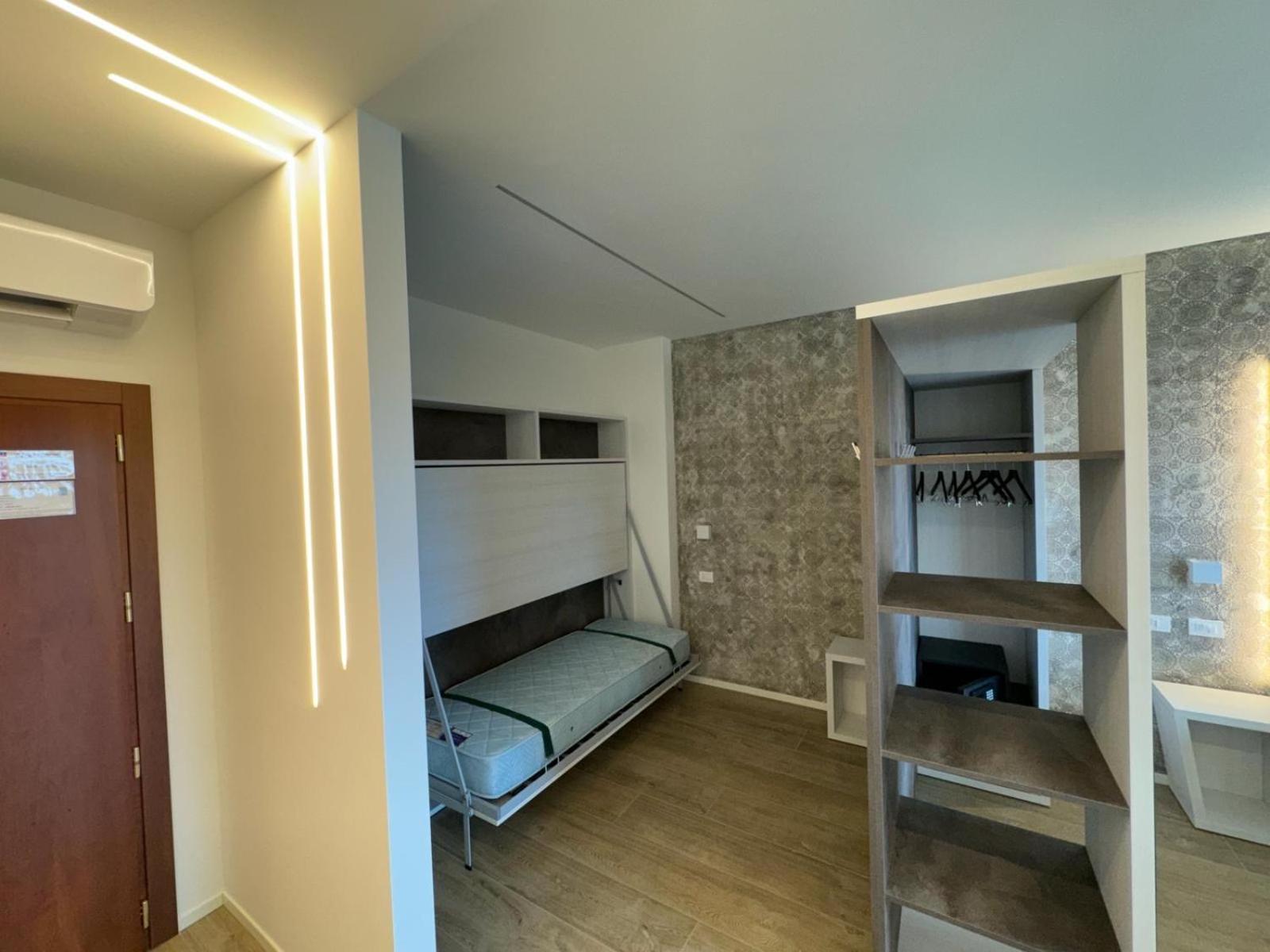 Hotel Franz Бибионе Екстериор снимка