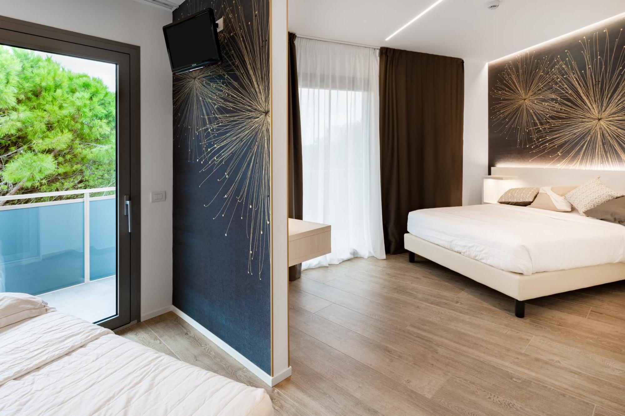 Hotel Franz Бибионе Екстериор снимка