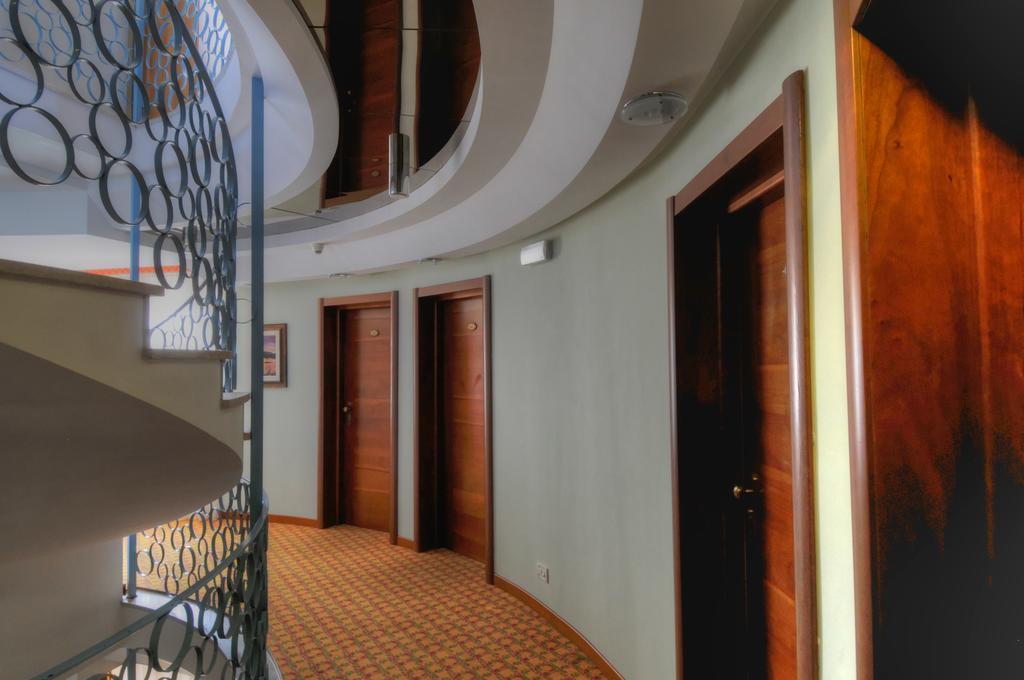 Hotel Franz Бибионе Екстериор снимка